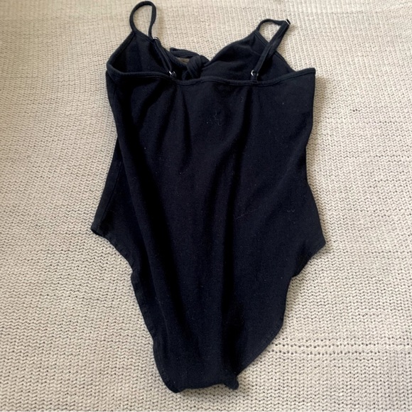F21 Black Front Tie Bodysuit - Picture 4 of 7